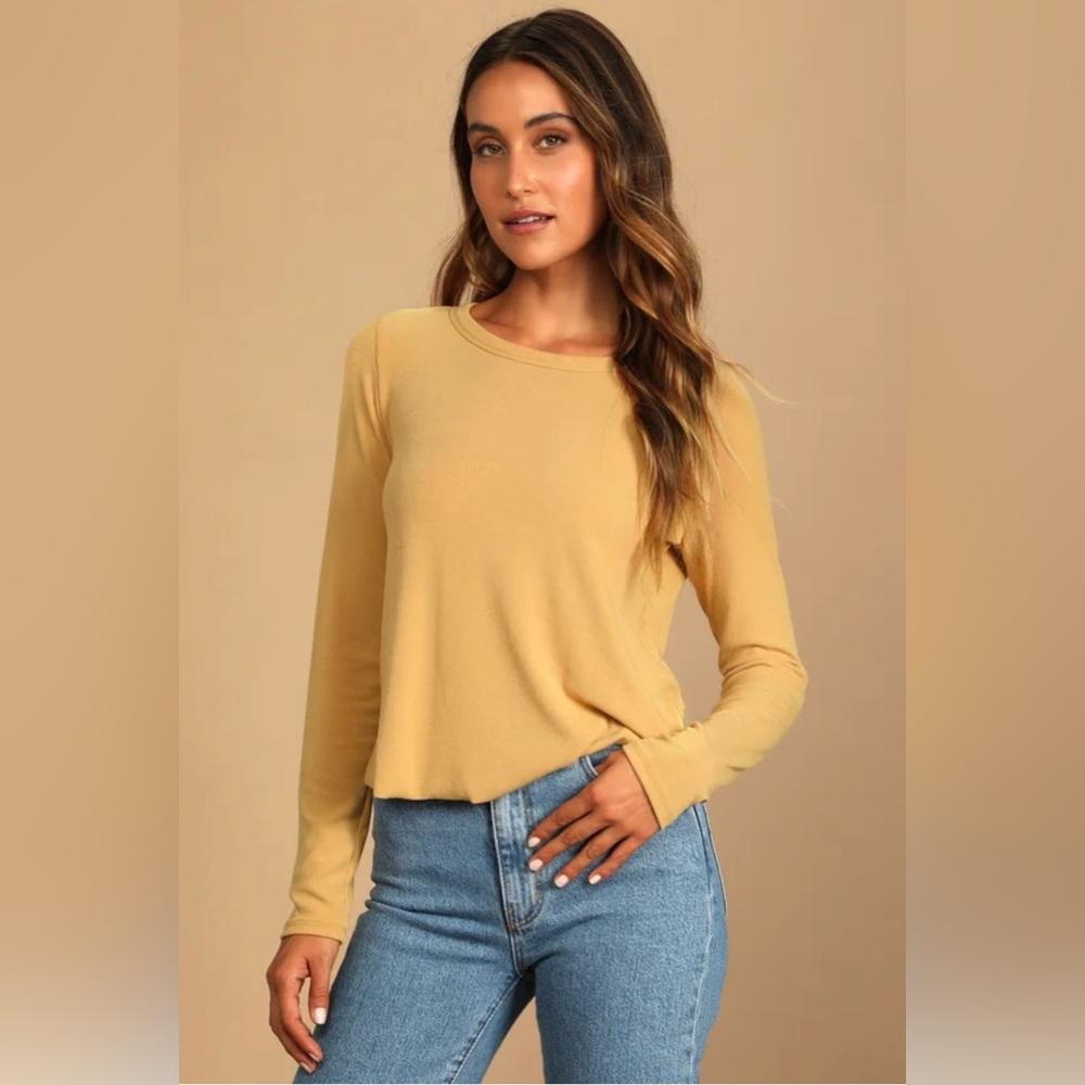 Lulu's Ribbed Cutout Long Sleeve Top X-Small